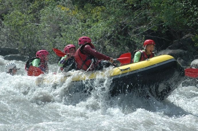  Rafting com profissionais 